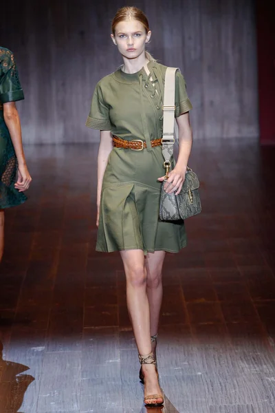 Look 36
